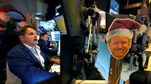 Wall Street reste ferme, les nouvelles de l'emploi ouvrent la voie &agrave; une baisse de taux