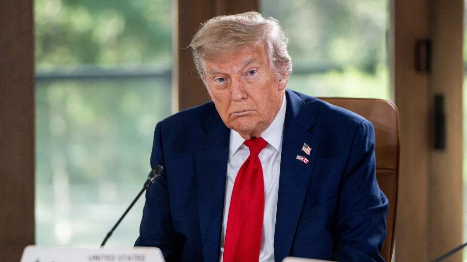 Trump chiede all'Iran la resa incondizionata