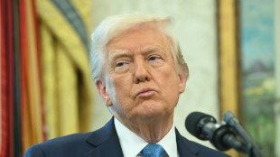 China diz que 'porta est&aacute; aberta' para negocia&ccedil;&otilde;es ap&oacute;s Trump sinalizar queda das tarifas