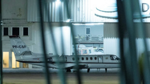 Bolsonaro &eacute; operado em Bras&iacute;lia ap&oacute;s obstru&ccedil;&atilde;o intestinal