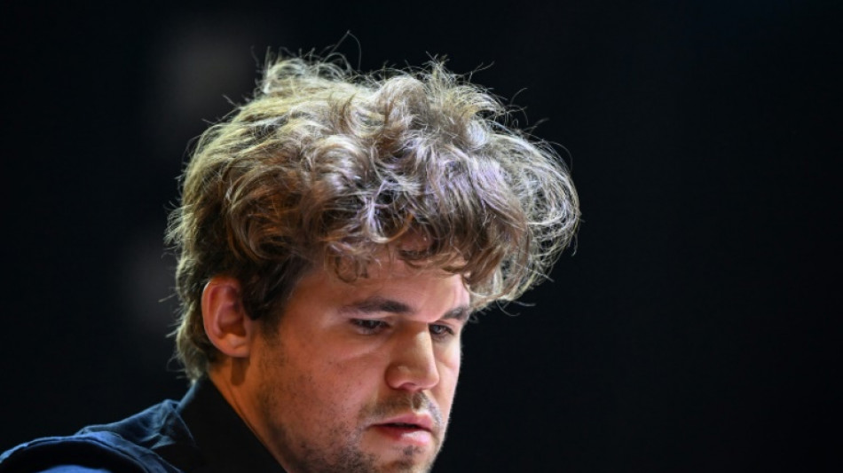 Echecs: sanctionn&eacute; pour avoir port&eacute; un jean, Carlsen se retire des championnats du monde