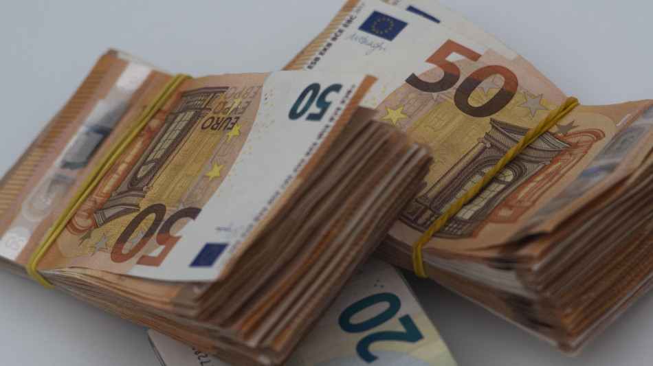 Fisac-Cgil, per banche utili in crescita ma cala occupazione