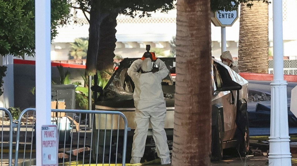 Suspeito da explos&atilde;o de Tesla em Las Vegas tinha ferimento de bala na cabe&ccedil;a