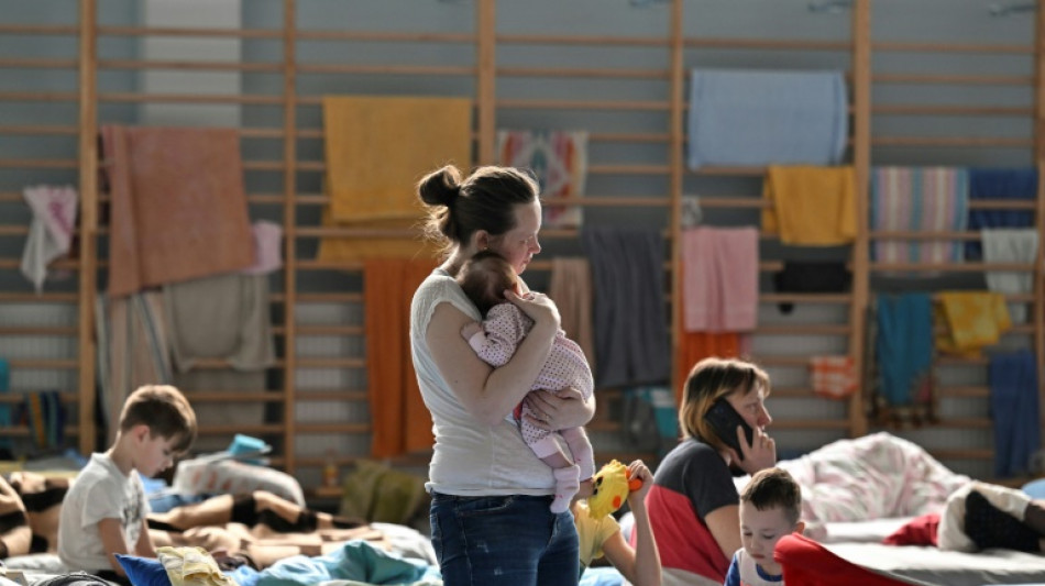 M&aacute;s de tres millones de personas han huido de la guerra en Ucrania, dice la ONU