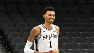 Hiebe statt Liebe: Wembanyama hat &Auml;rger mit Britney Spears