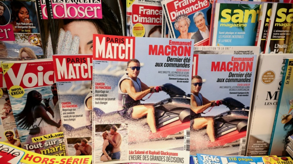 Macron &eacute; criticado na Fran&ccedil;a por foto em jet-ski durante f&eacute;rias