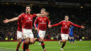 Com gol nos acr&eacute;scimos, United vira sobre Leicester e avan&ccedil;a na Copa da Inglaterra