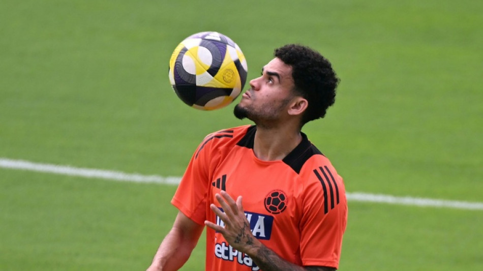 "Estamos hablando con clubes", dice Luis Díaz sobre su futuro en Liverpool