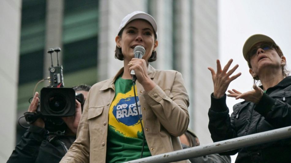 Michelle Bolsonaro deja en manos de Dios decidir si su "misi&oacute;n" es competir en las presidenciales