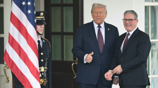 Trump diz confiar em Putin e evita dar garantias de seguran&ccedil;a &agrave; Ucr&acirc;nia