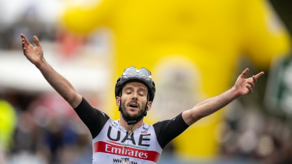 Yates edges Pinot in high-level duel for Romandie lead