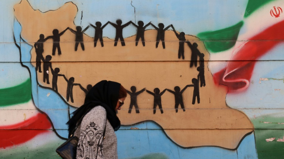 Ir&atilde; diz querer evitar guerra e privilegiar diplomacia