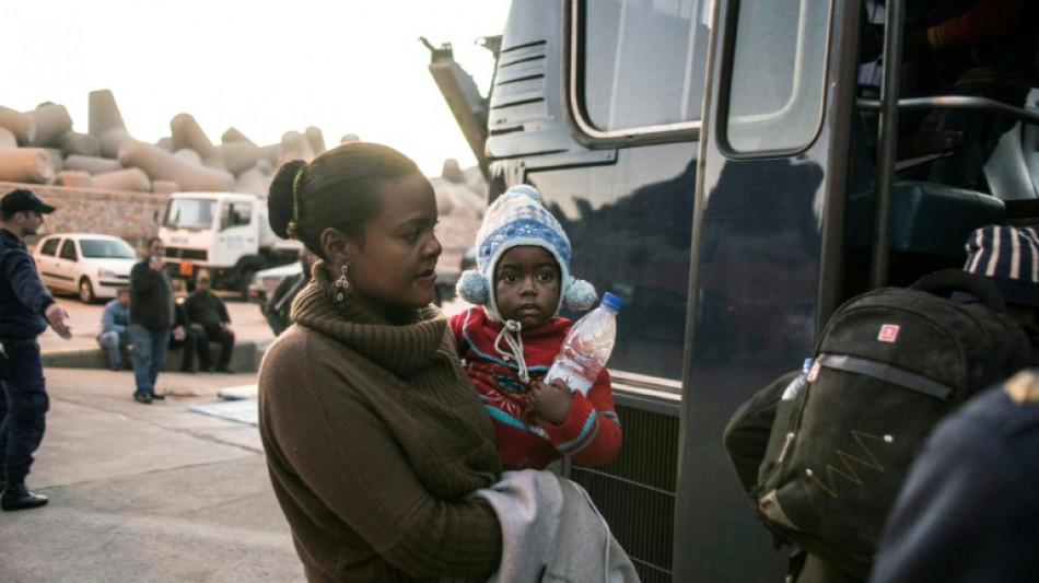 M&aacute;s de 400 solicitantes de asilo llegan a la isla griega de Gavdos