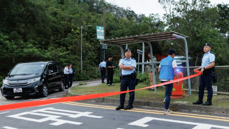 Quatro ex-parlamentares de Hong Kong presos por subversão são libertados