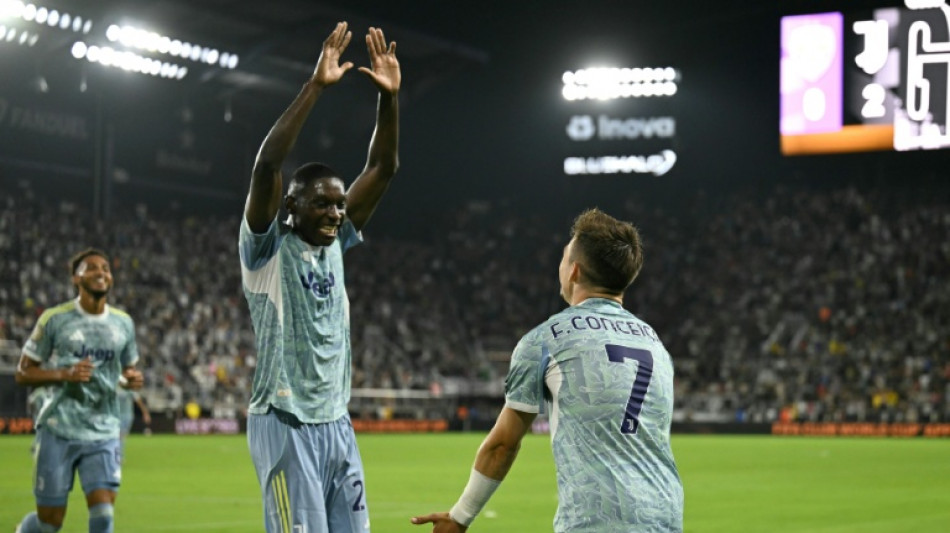 Juventus thump Al Ain in Club World Cup after Trump visit