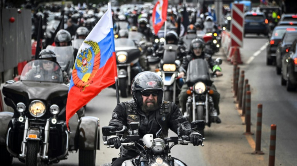 Putin-loyale Motorradfahrer brechen zu Rally Richtung Berlin auf 