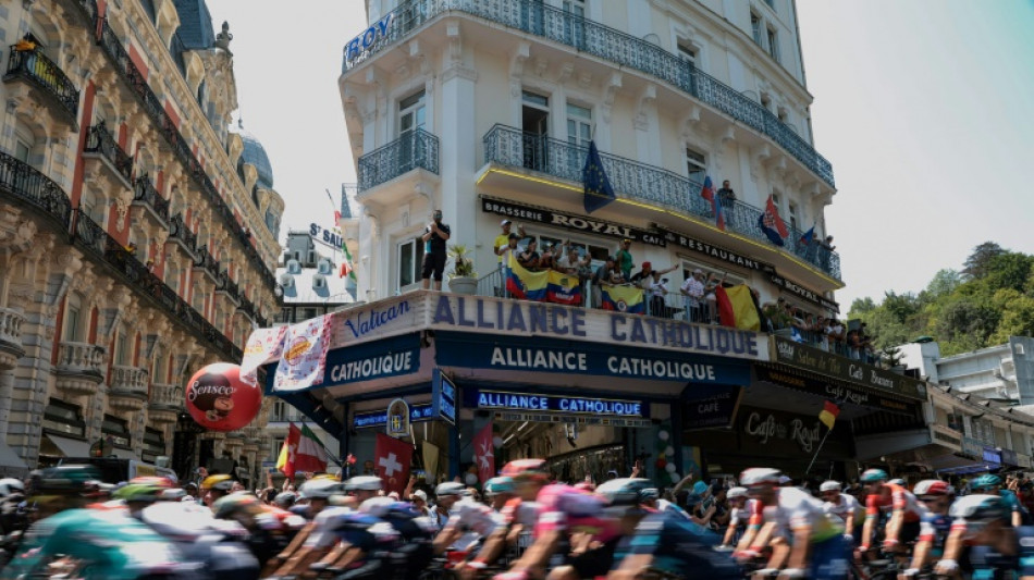 Tour de France: d&eacute;part pour les derniers sommets

&nbsp;