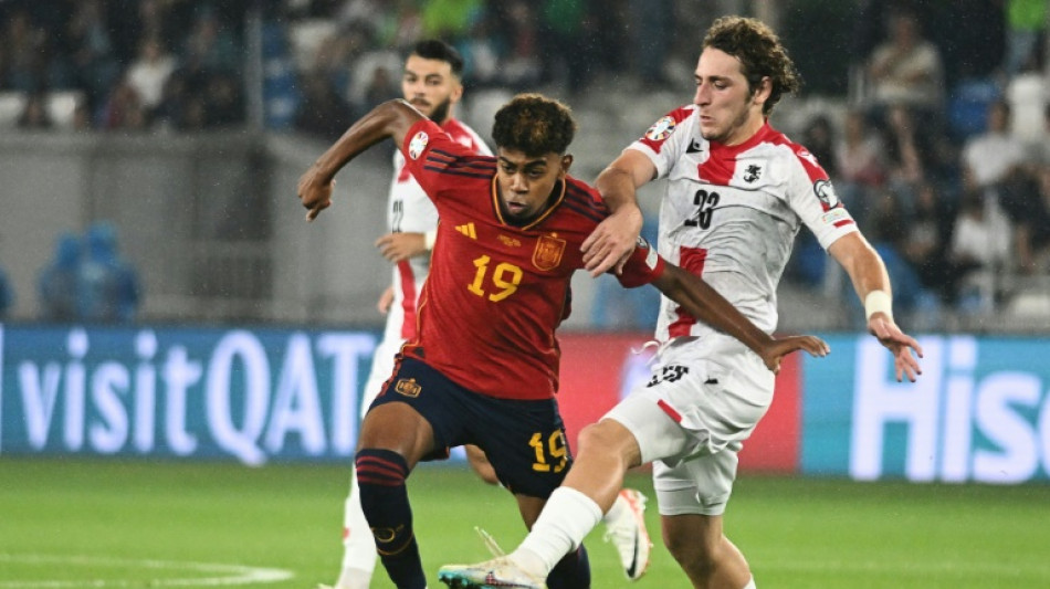 Lamine Yamal se convierte en el goleador y debutante m&aacute;s joven con Espa&ntilde;a