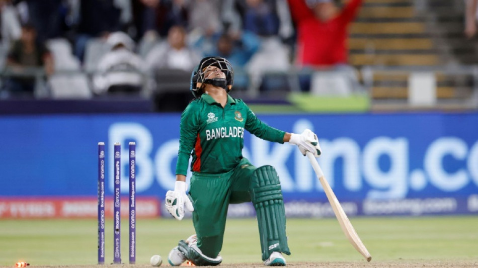 South Africa chase 114 to reach World Cup semi-finals