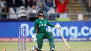 South Africa chase 114 to reach World Cup semi-finals