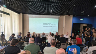 Natuzzi incontra i sindacati, 'misuriamo le distanze e accorciamole'