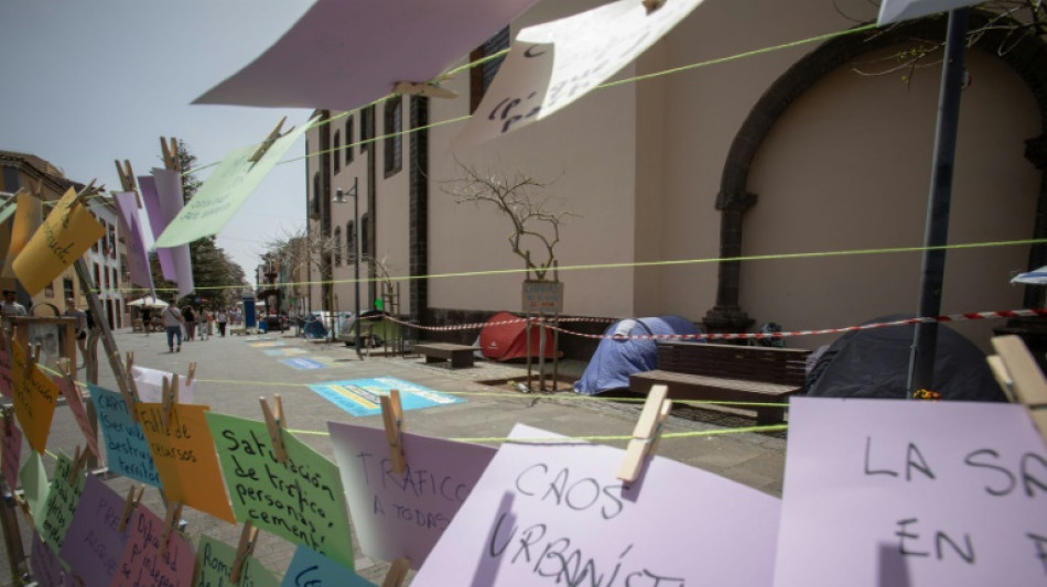 Tausende auf den Kanaren demonstrieren gegen sch&auml;dlichen Massentourismus