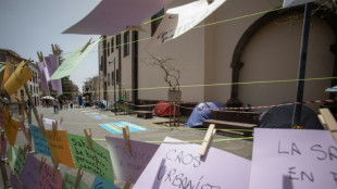 Tausende auf den Kanaren demonstrieren gegen sch&auml;dlichen Massentourismus