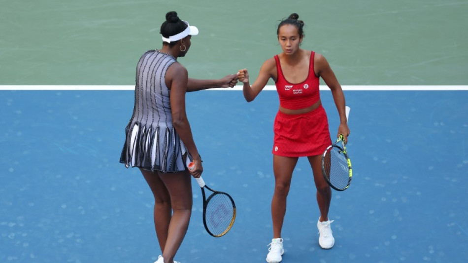 Venus Williams avança às oitavas no torneio de duplas do US Open