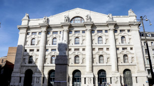 Borsa: Milano apre in rialzo dello 0,97%