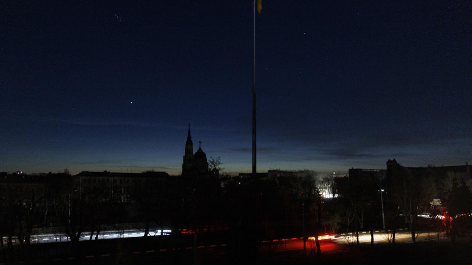 Difese aeree russe abbattono 17 droni ucraini in 4 regioni