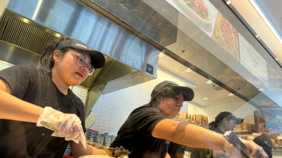 La Californie revalorise le salaire minimum des employ&eacute;s de fast-food