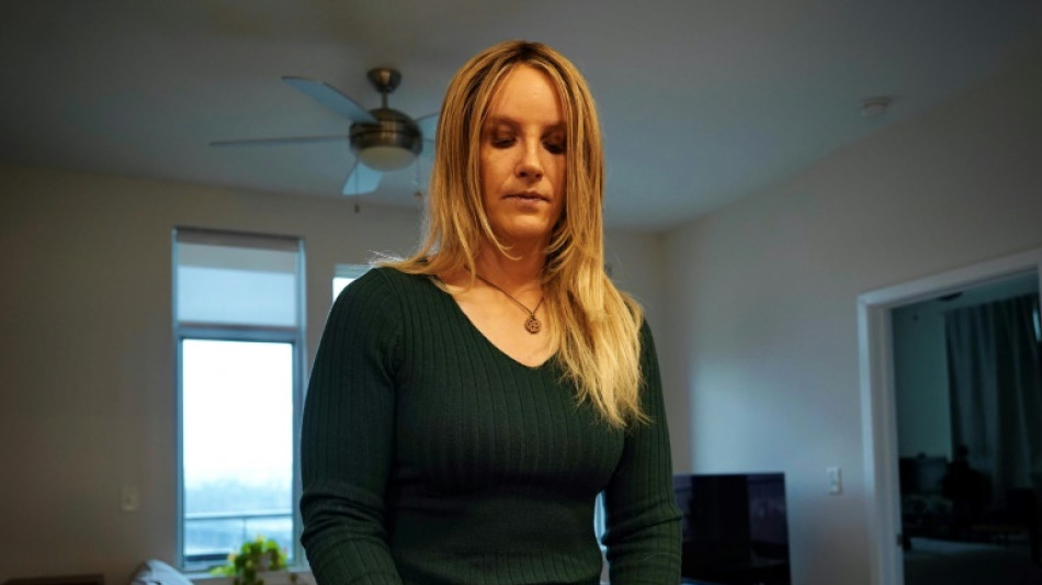 Piloto trans processa influenciador que a vinculou com acidente em Washington