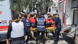 Turquie : quatre morts et 20 bless&eacute;s dans des tirs dans une &eacute;cole