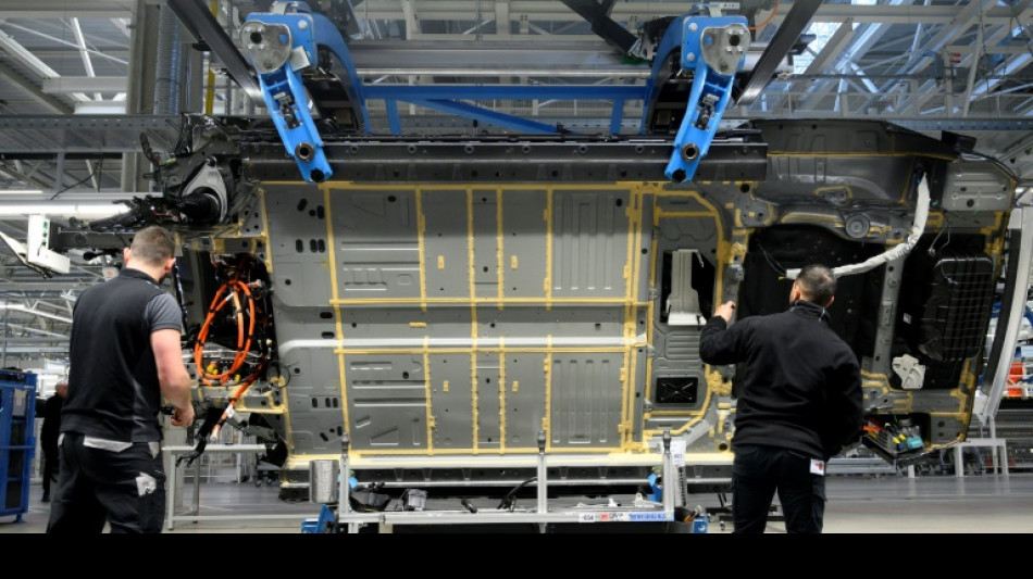 Studie: Besch&auml;ftigte bleiben ihrem Arbeitgeber wieder l&auml;nger treu 