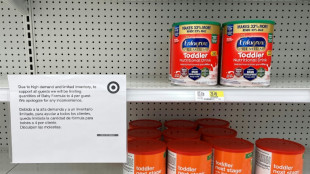 US-Pr&auml;sident Biden richtet Luftbr&uuml;cke f&uuml;r Babymilchpulver  ein