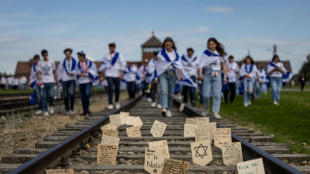 Ex-ref&eacute;ns do Hamas pedem em Auschwitz a liberta&ccedil;&atilde;o dos demais sequestrados