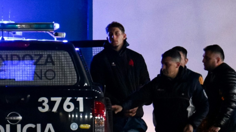 Dos rugbiers franceses imputados por violaci&oacute;n agravada de una mujer en Argentina