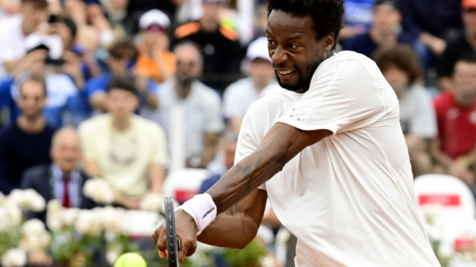 Tennis: Monfils, en panne de confiance sur terre battue, chute d'entr&eacute;e &agrave; Rome