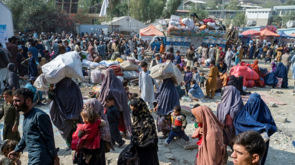 Mais de 165.000 afeg&atilde;os deixaram o Paquist&atilde;o para voltar ao seu pa&iacute;s em outubro
