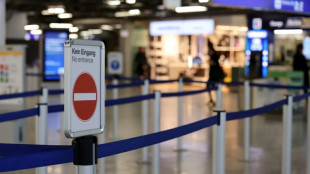 St&ouml;rung beim Check-In: L&auml;ngere Wartezeiten am Flughafen Berlin-Brandenburg