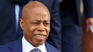 Un juez aplaza el jucio contra el alcalde de Nueva York, pero declina anular los cargos por corrupci&oacute;n