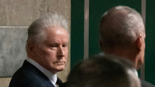 Strafprozess wegen mutma&szlig;lich gestohlener Manuskipte zu Eagles-Songs hat begonnen