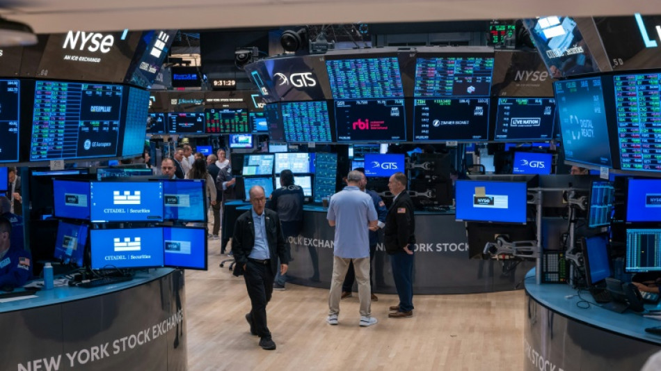 Wall Street ouvre en hausse, gr&acirc;ce &agrave; des achats d'opportunit&eacute;