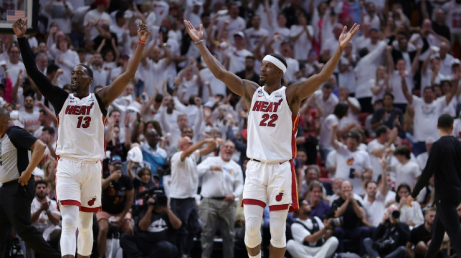 NBA: sans piti&eacute; pour les Celtics, le Heat tout pr&egrave;s de la finale