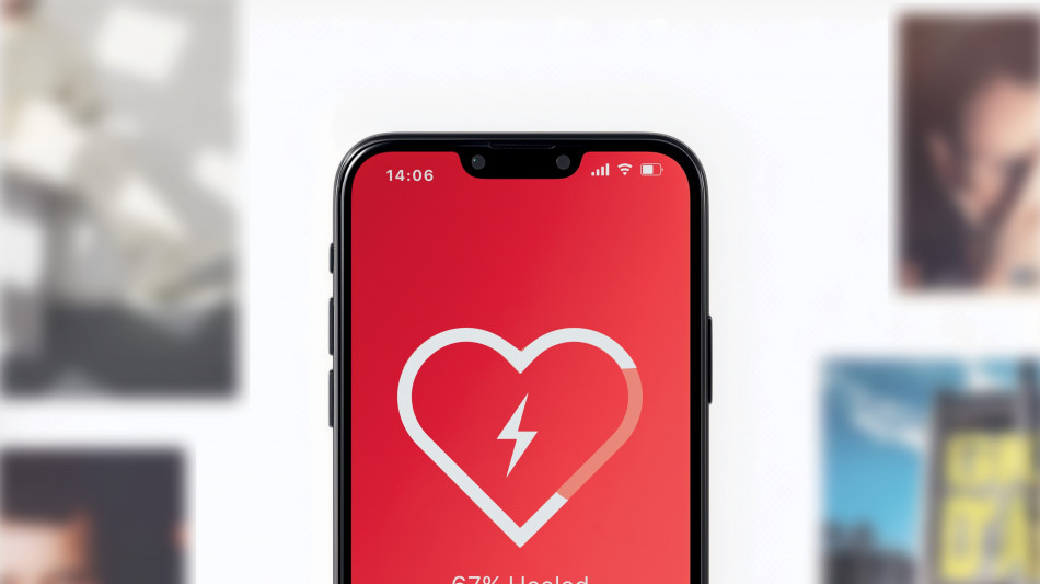 Gigi D'Alessio, dal 18 luglio il brano Un selfie con la vita