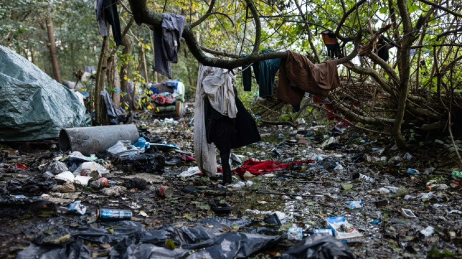 Sicherheitskr&auml;fte r&auml;umen Migrantenlager bei Calais