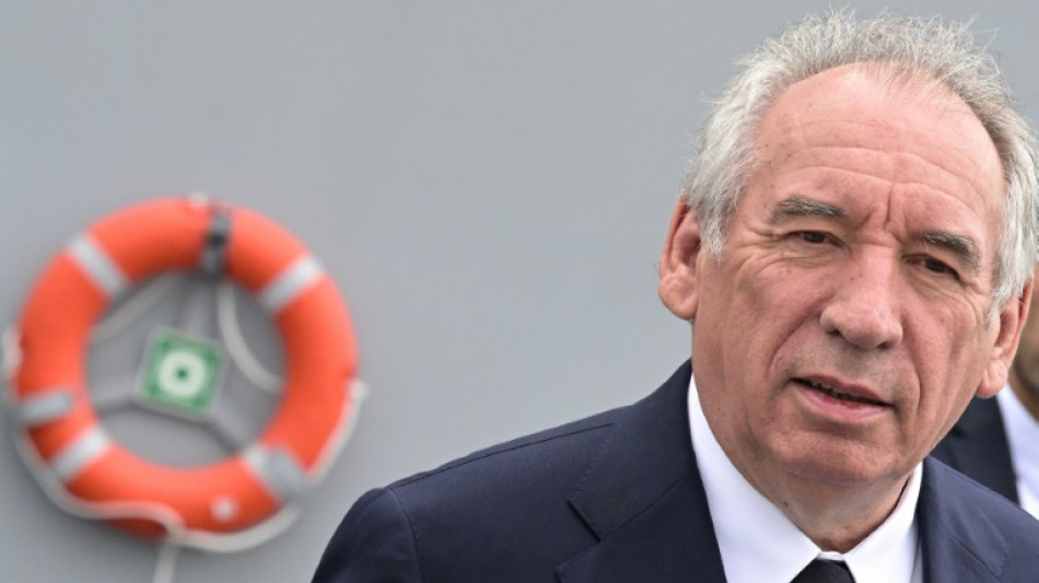 Budget: Bayrou demande un "effort &agrave; tous les Fran&ccedil;ais" et ouvre la porte &agrave; une TVA sociale