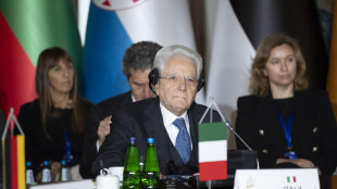 Mattarella, capacit&agrave; militari Ue unico deterrente per Mosca