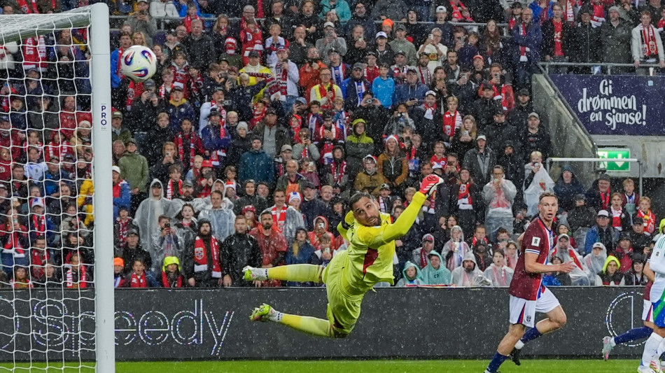 Mondiali: Donnarumma, facciamo mea culpa e restiamo uniti'