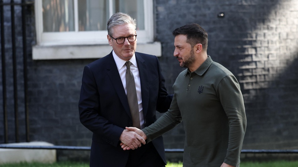 Zelensky, 'in settimana vedr&ograve; anche Starmer in Gb'